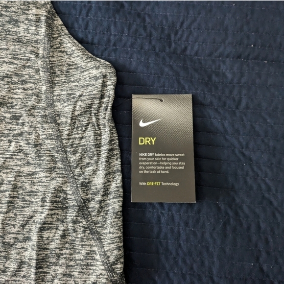 Nike Dri FIT Elastika Training Tank Top Youth  Small Girl Grey NWT 052024 - Picture 9 of 9